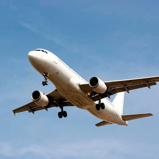 Avion qui décolle