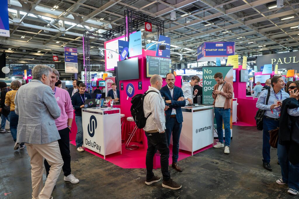 Networking at NRF Europe Startup Hub
